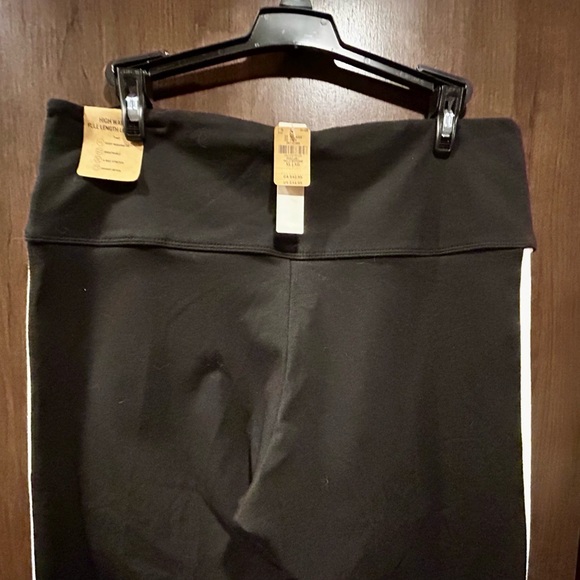 ❤️ VS -PINK Black Leggings - Picture 7 of 7